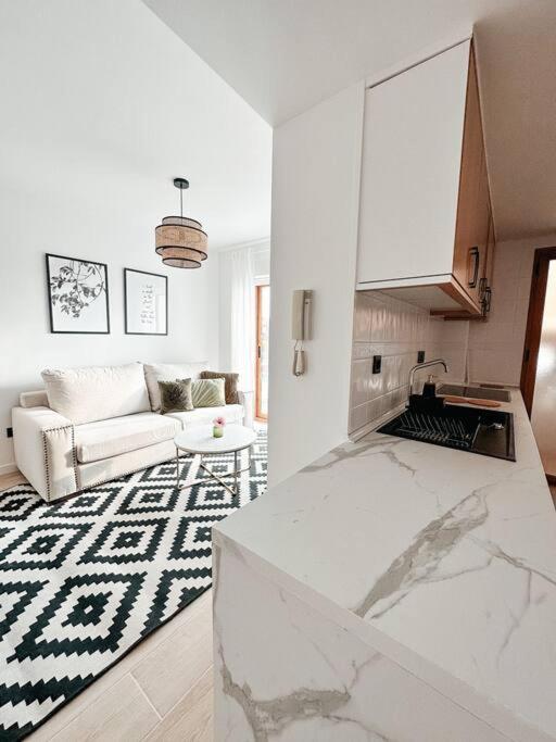 Precioso Apartamento Con Piscina Y Vistas Alicante Eksteriør bilde