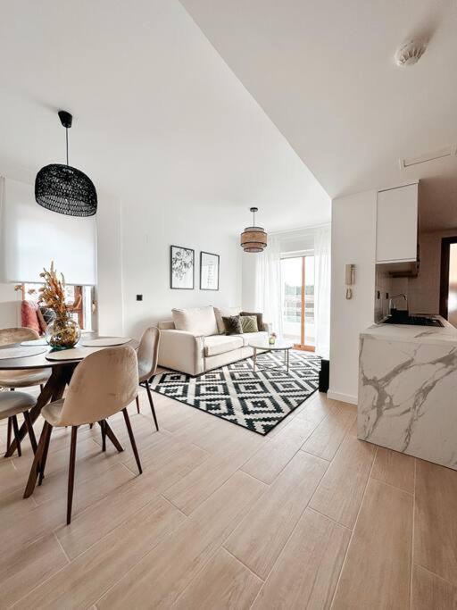 Precioso Apartamento Con Piscina Y Vistas Alicante Eksteriør bilde