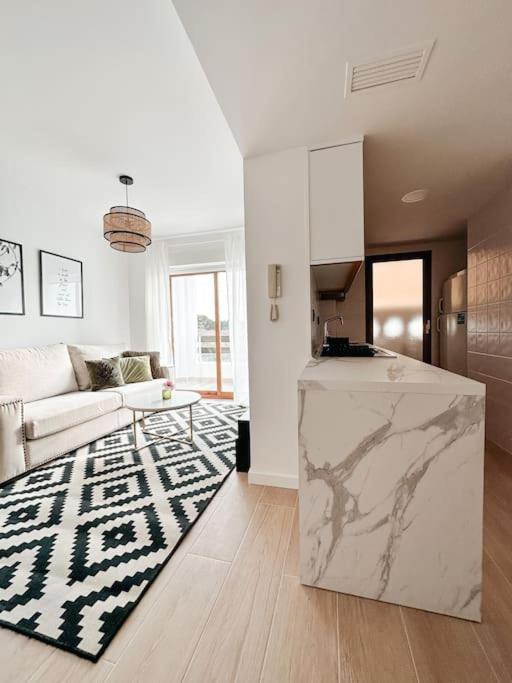 Precioso Apartamento Con Piscina Y Vistas Alicante Eksteriør bilde