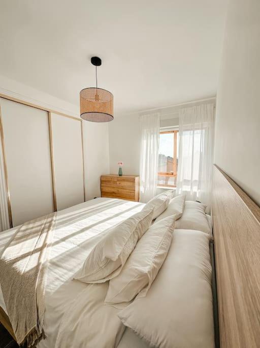 Precioso Apartamento Con Piscina Y Vistas Alicante Eksteriør bilde
